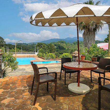 Hotel Pie De La Sierra Uruapan  Zewnętrze zdjęcie